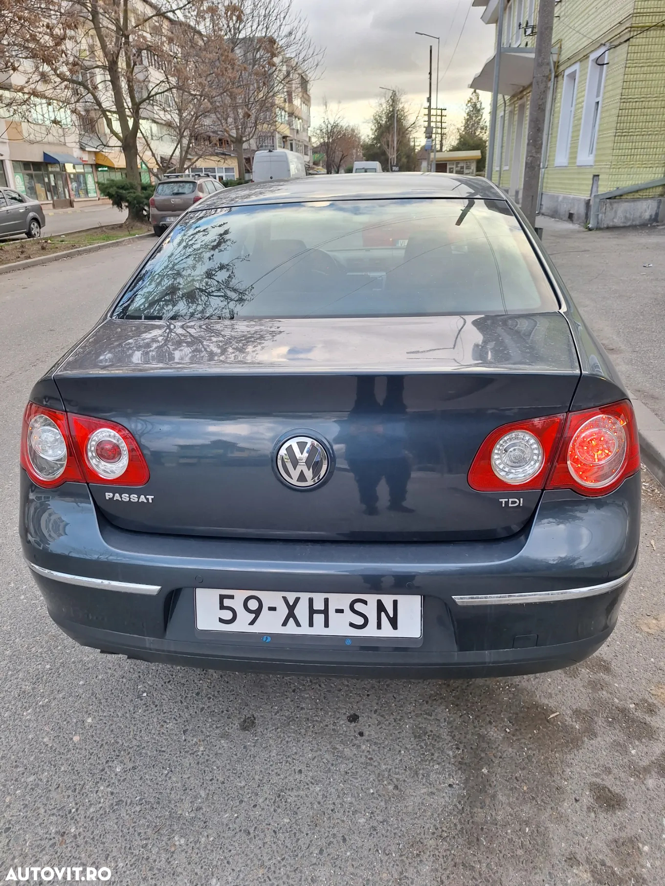 Volkswagen Passat 1.9 TDI DPF Comfortline - 11