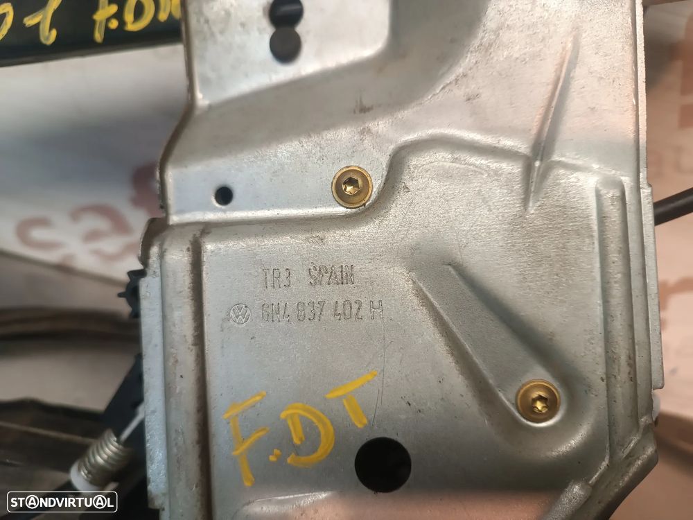 ELEVADOR DO VIDRO VOLKSWAGEN POLO 6N2 99-01 COM CONFORT / AUTOMATICO - 5 PORTAS - FRENTE DIREITO 6N4837402H - 1