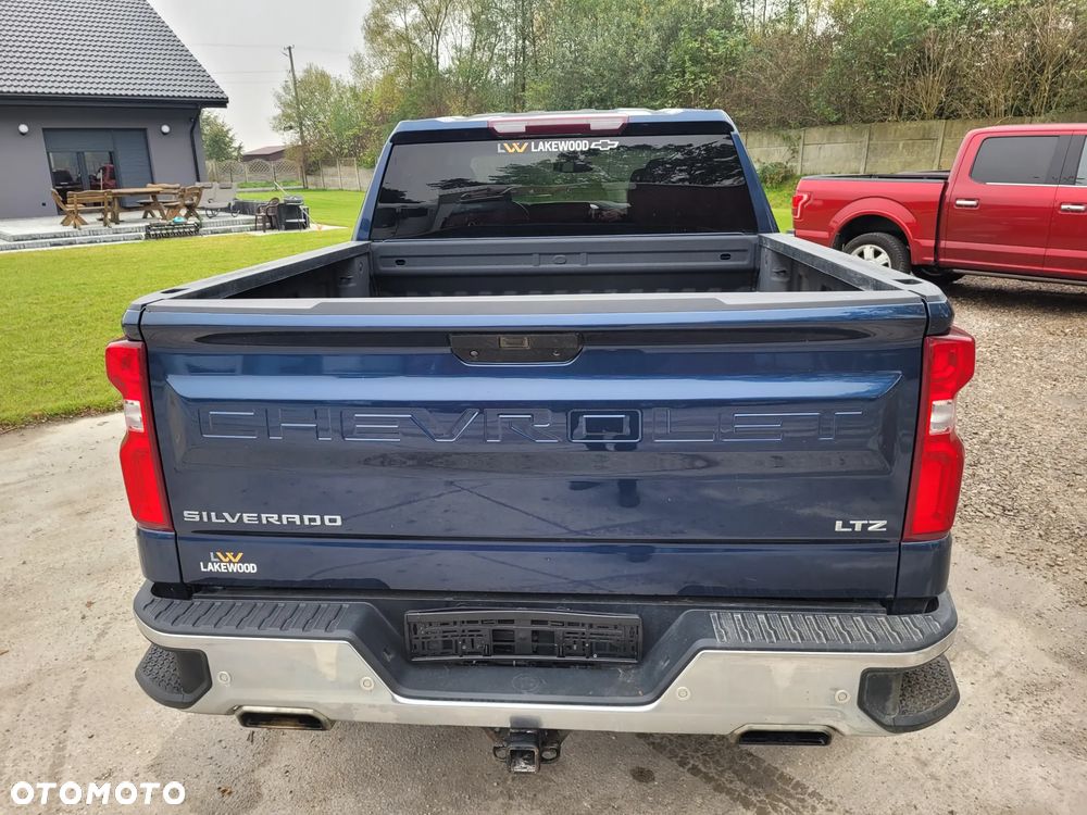 Chevrolet Silverado - 6