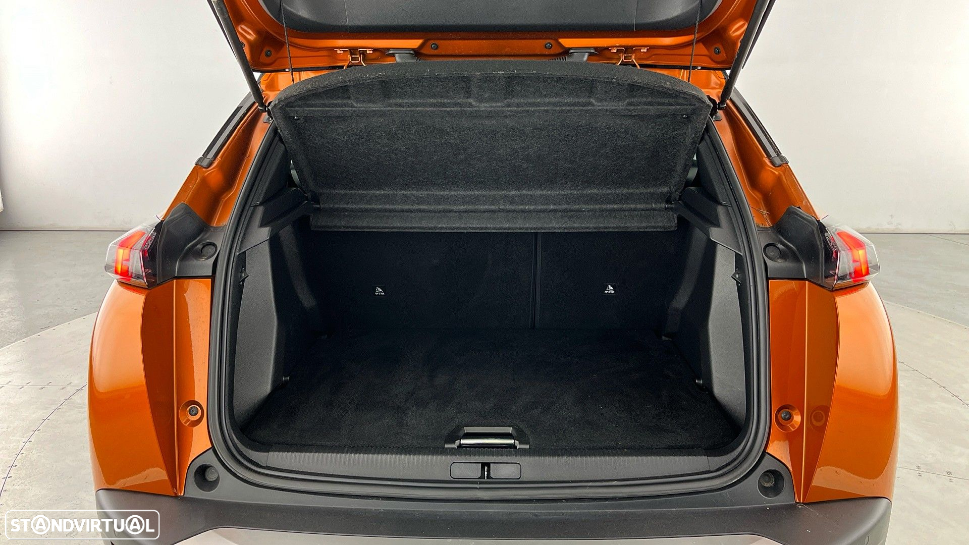 Peugeot 2008 1.2 PureTech GT EAT8 - 49