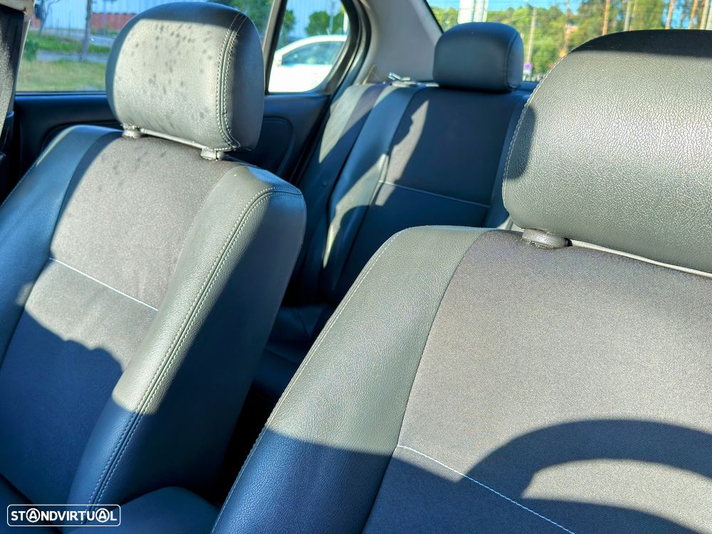 Nissan Primera Sedan 2.0 TD SLX - 2