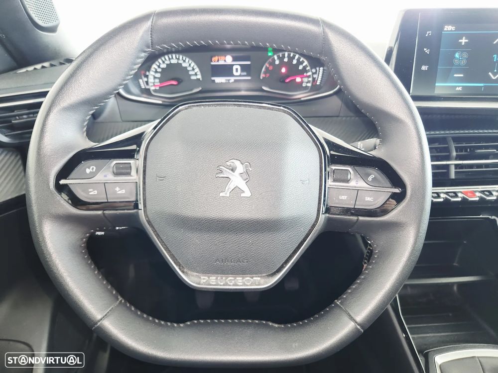Peugeot 2008 - 28