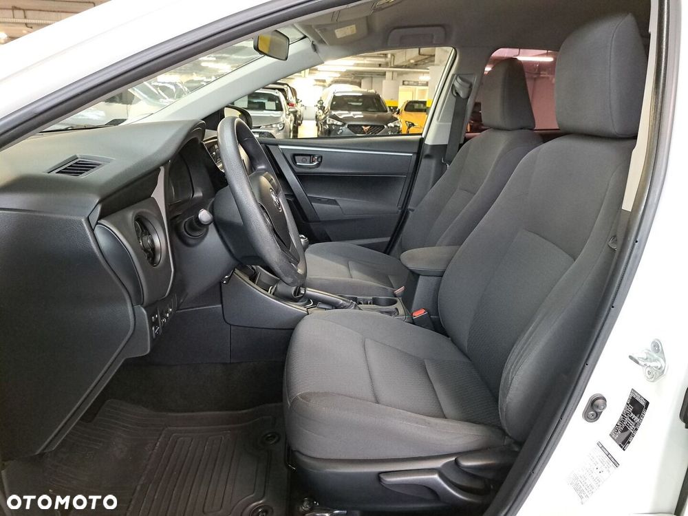 Toyota Corolla 1.33 Active - 12