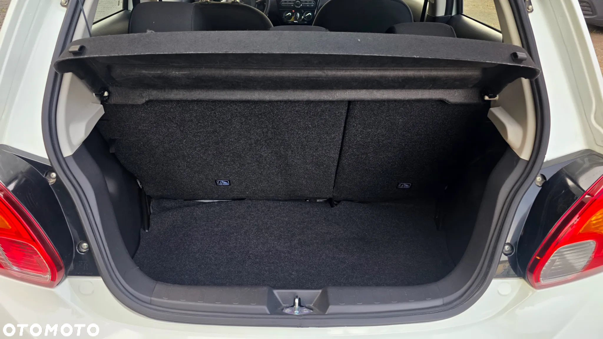 Mitsubishi Space Star 1.2 AS&G Invite - 10