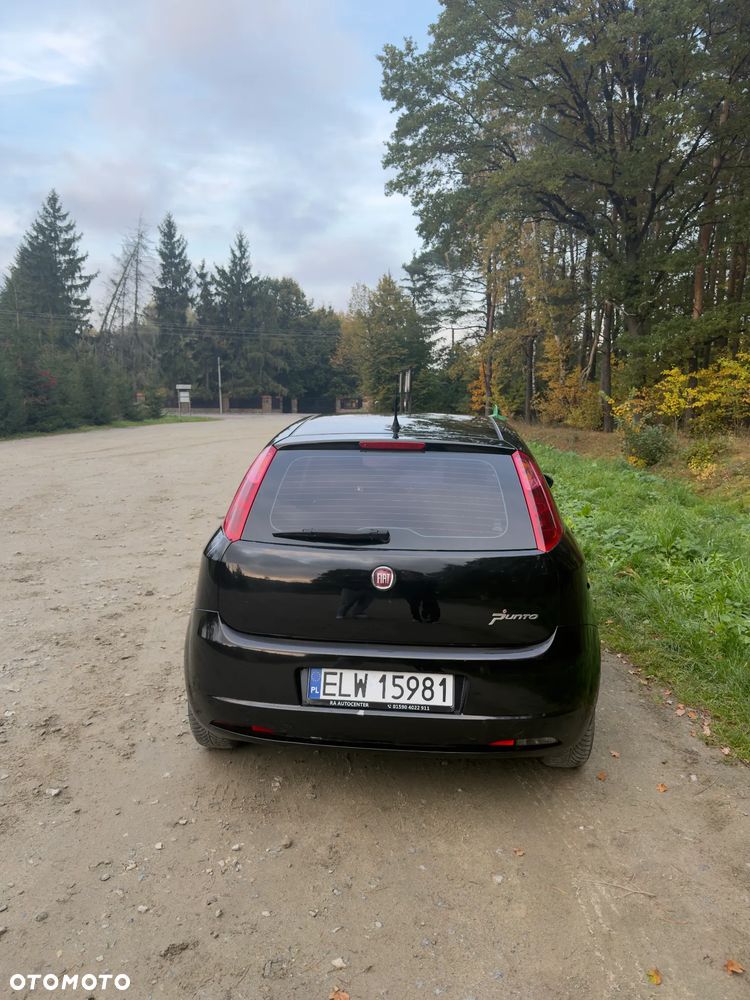 Fiat Grande Punto 2008 photo 5