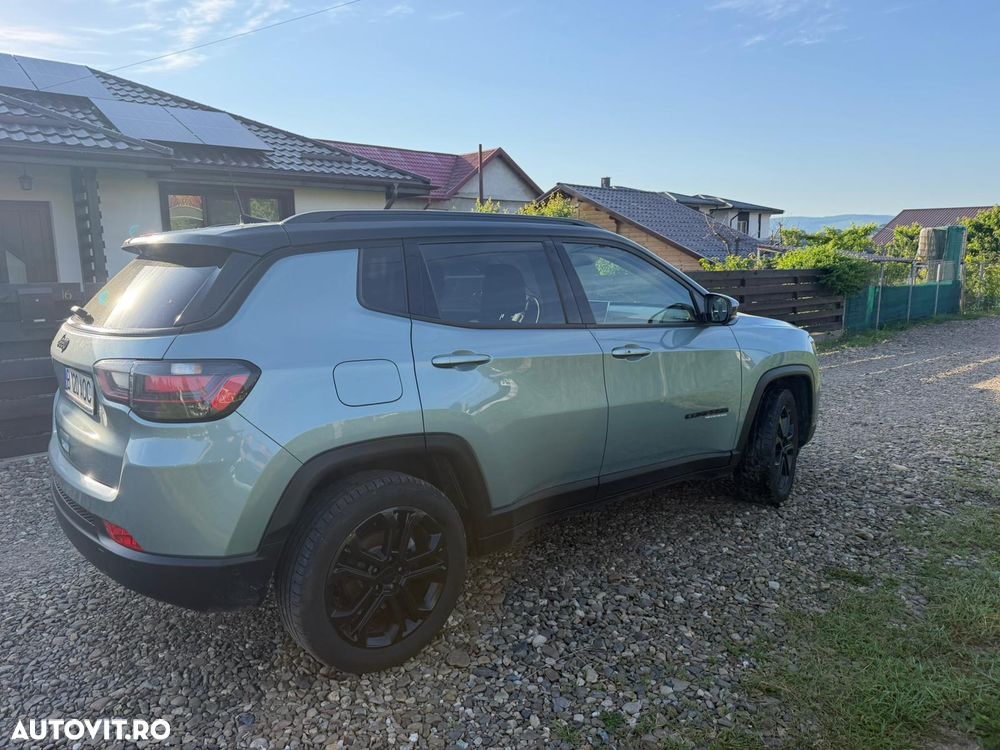 Jeep Compass 1.5 AT 2WD MHEV (Red) - 2