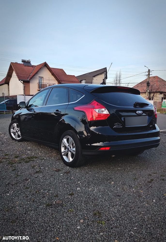 Ford Focus - 12