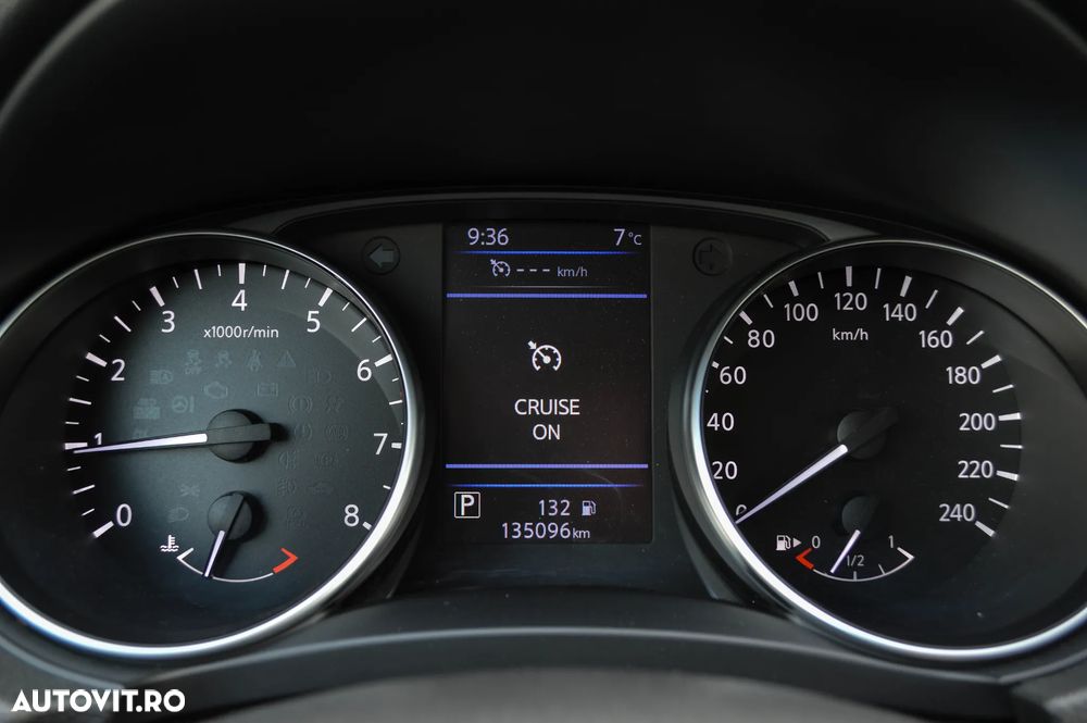 Nissan Qashqai 1.3 DIG-T DCT N-CONNECTA - 9