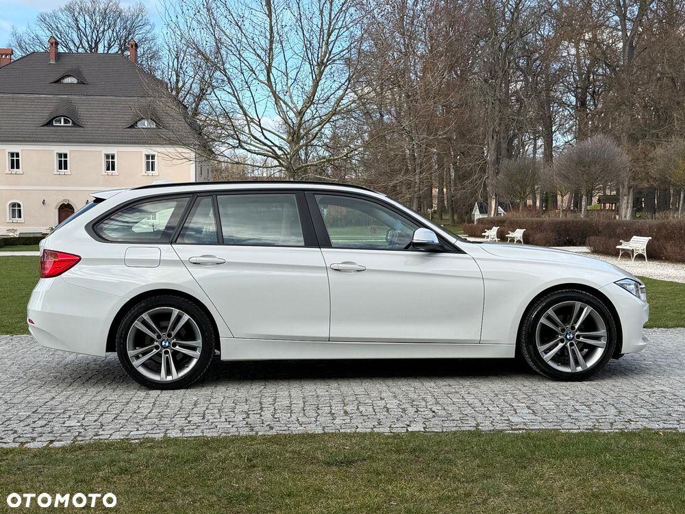 BMW Seria 3 318d Sport Line - 9