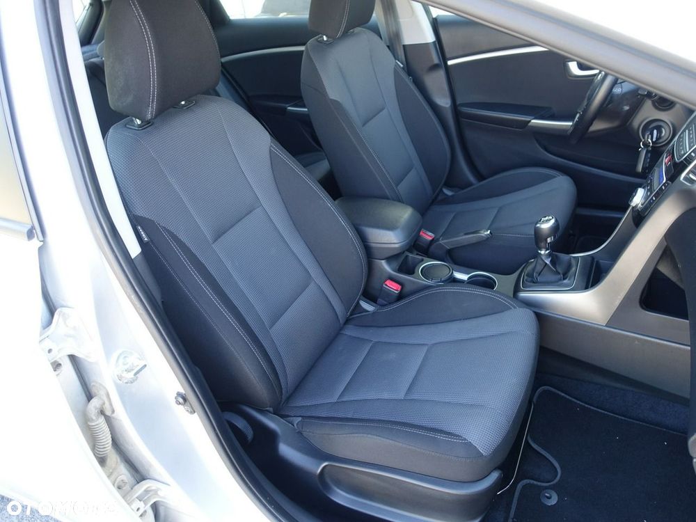 Hyundai i30 1.4 Premium - 20
