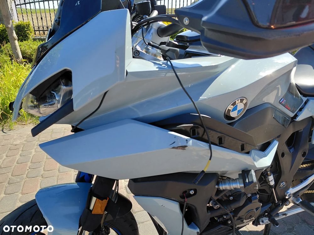 BMW XR - 13