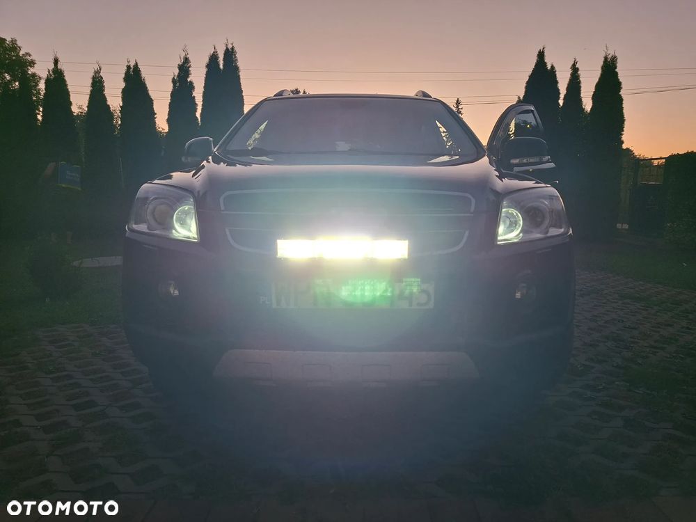 Chevrolet Captiva - 26