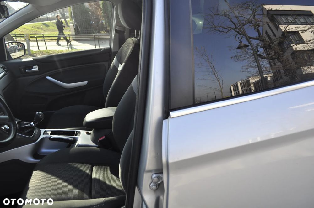 Ford Kuga 2.0 TDCi Trend - 6