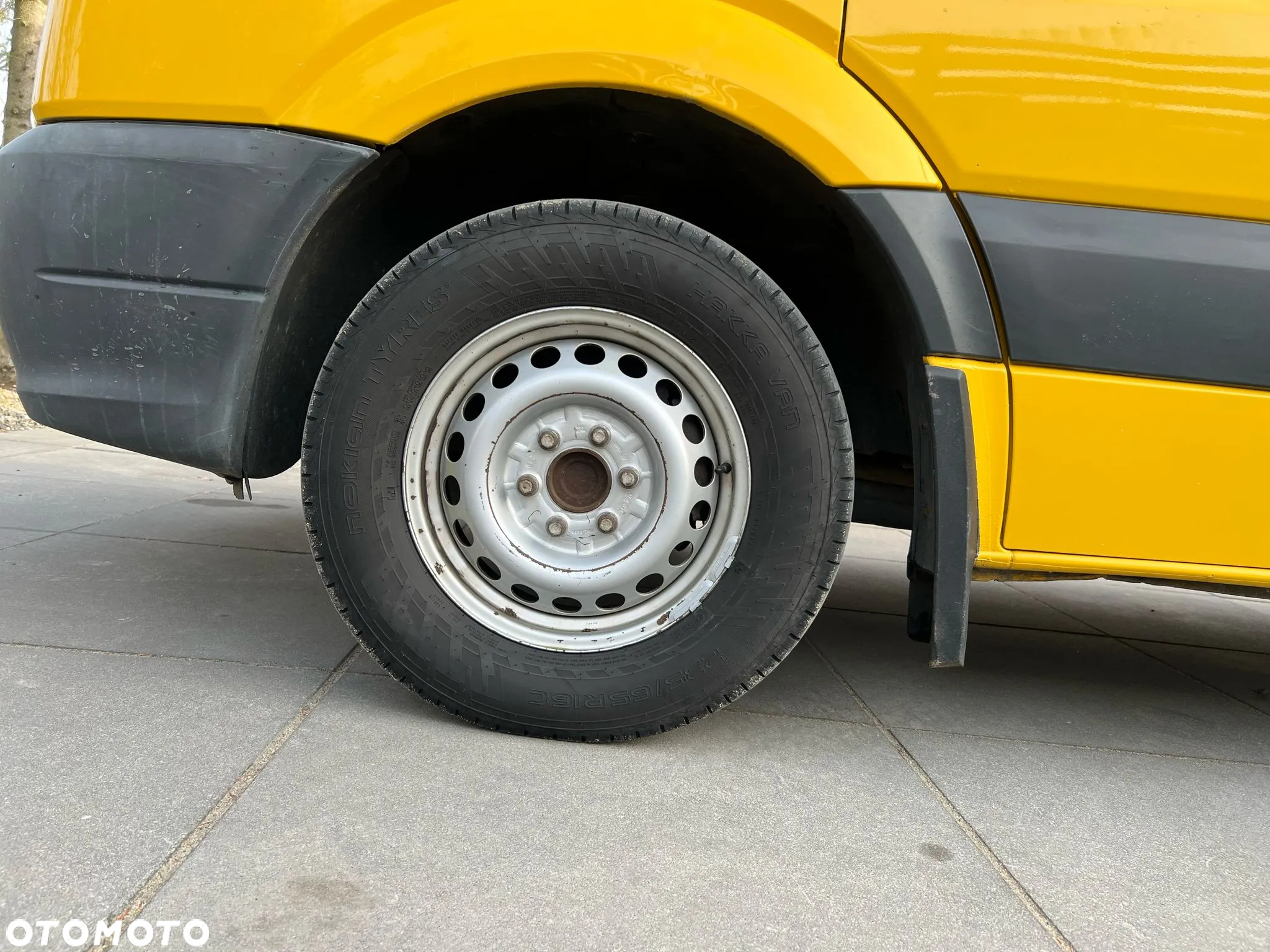 Volkswagen CRAFTER SREDNIAK KLIMATYZACJA - 4