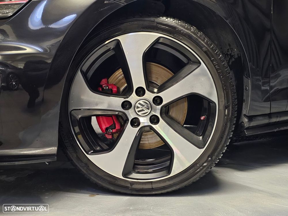 VW Golf 2.0 TSi GTi - 30
