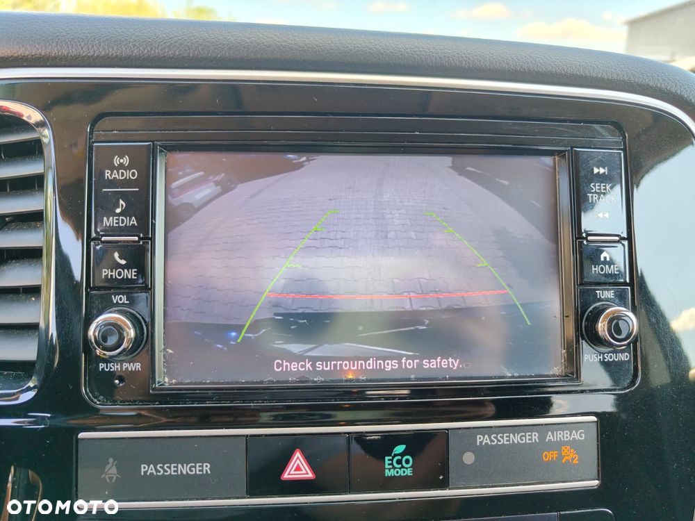 Mitsubishi Outlander - 14