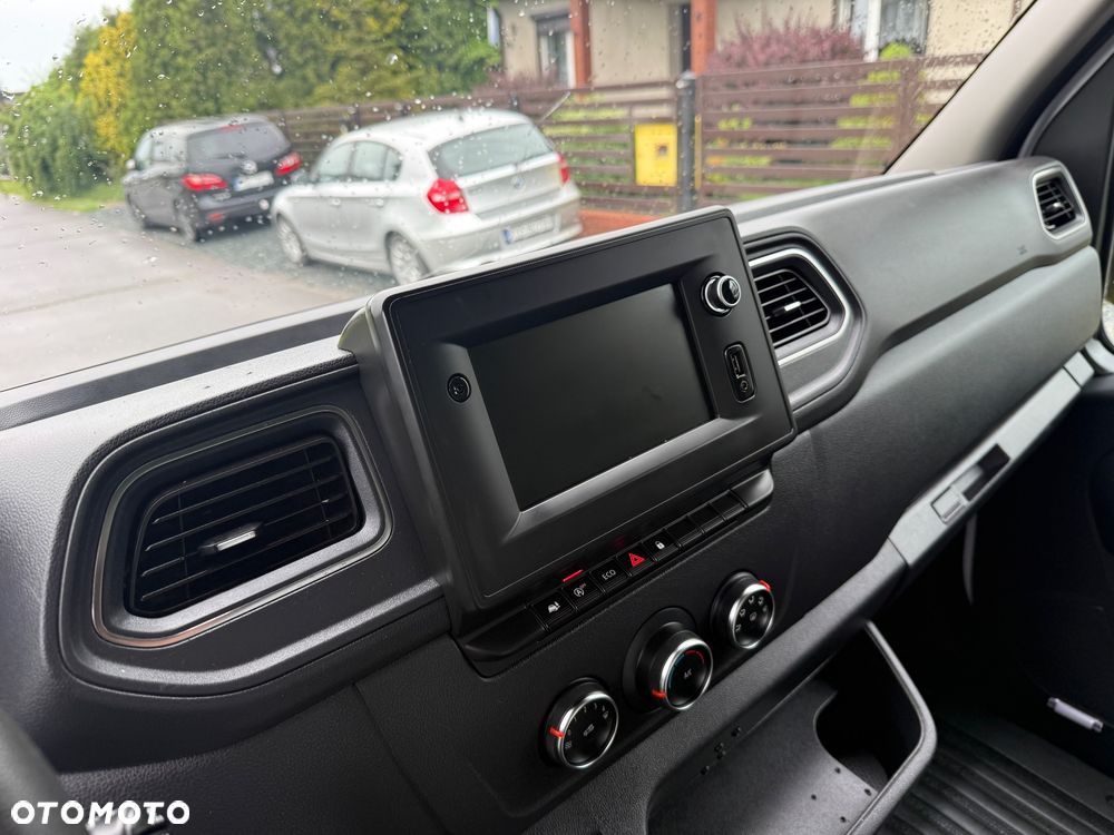 Renault Master - 24
