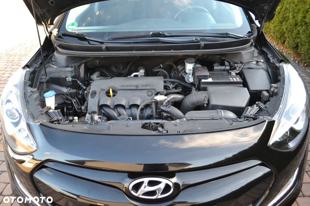 Hyundai i30 1.4 Comfort - 13