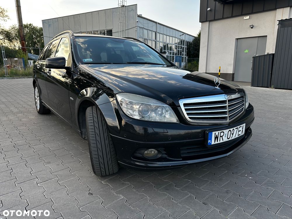 Mercedes-Benz Klasa C 220 T CDI DPF Automatik BlueEFFICIENCY Elegance - 3