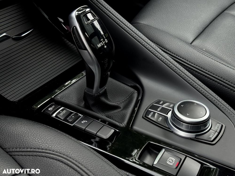 BMW X1 sDrive18d Aut. xLine - 16