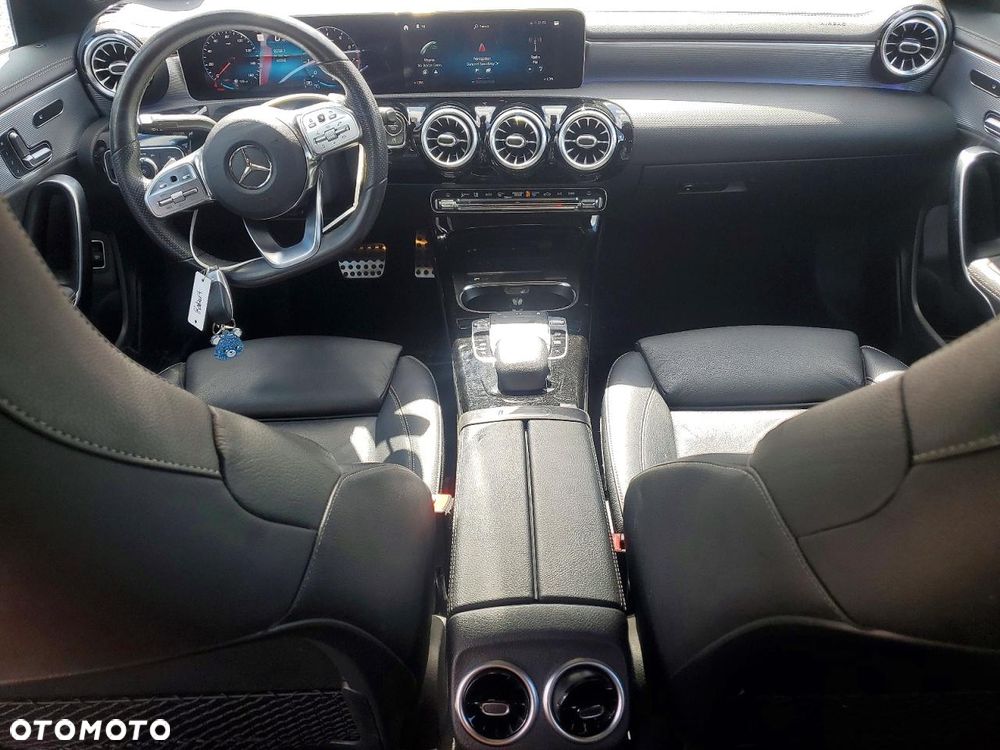 Mercedes-Benz CLA 250 7G-DCT Edition 1 - 9
