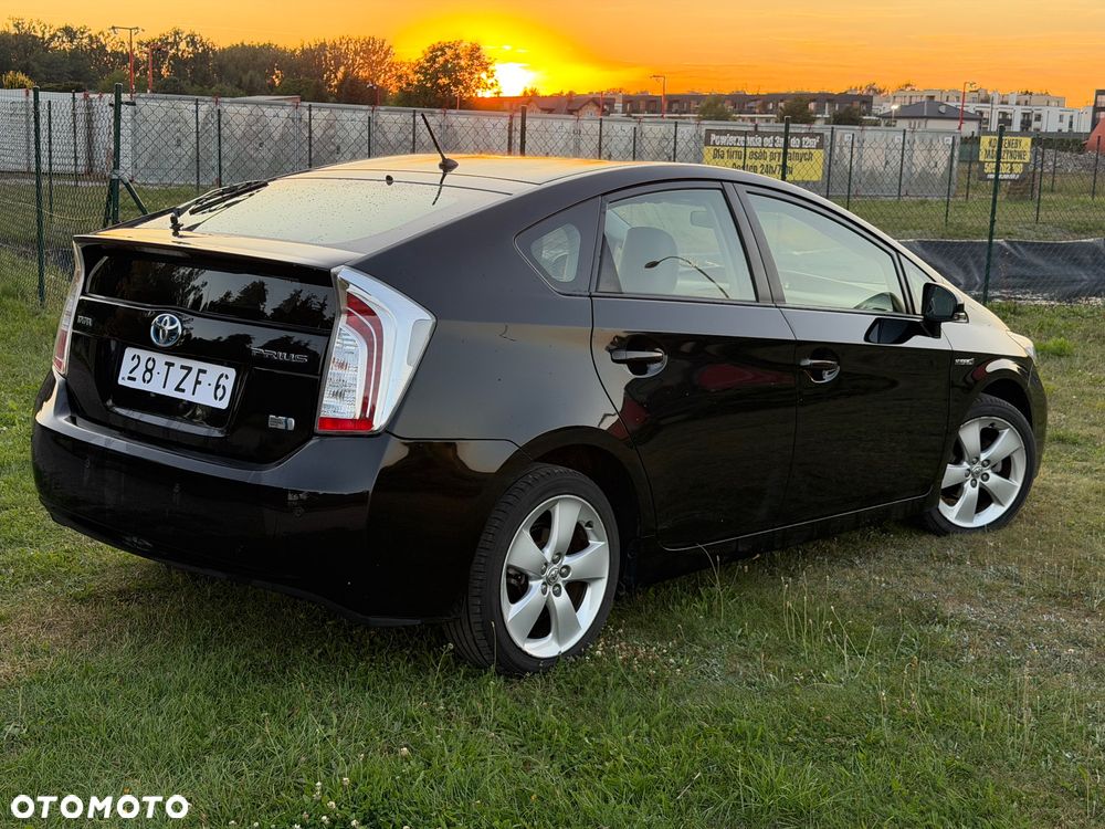 Toyota Prius 1.8 HSD Life - 5