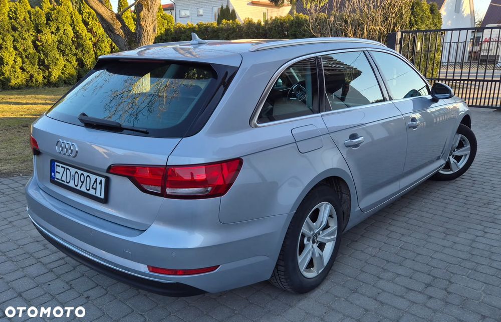 Audi A4 Avant - 4