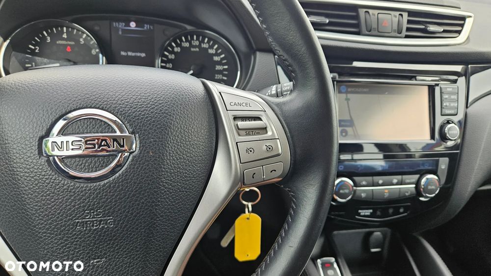 Nissan Qashqai 1.2 DIG-T N-Connecta EU6 - 14