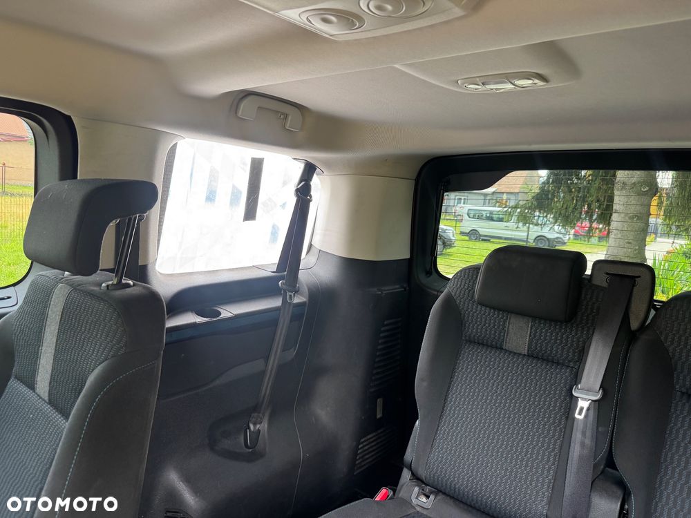 Peugeot Traveller 2.0 BlueHDi Compact Active - 22