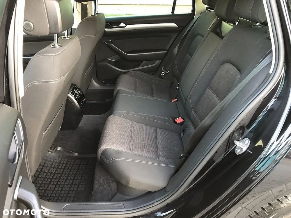 Volkswagen Passat 2.0 TDI BMT Comfortline DSG - 10