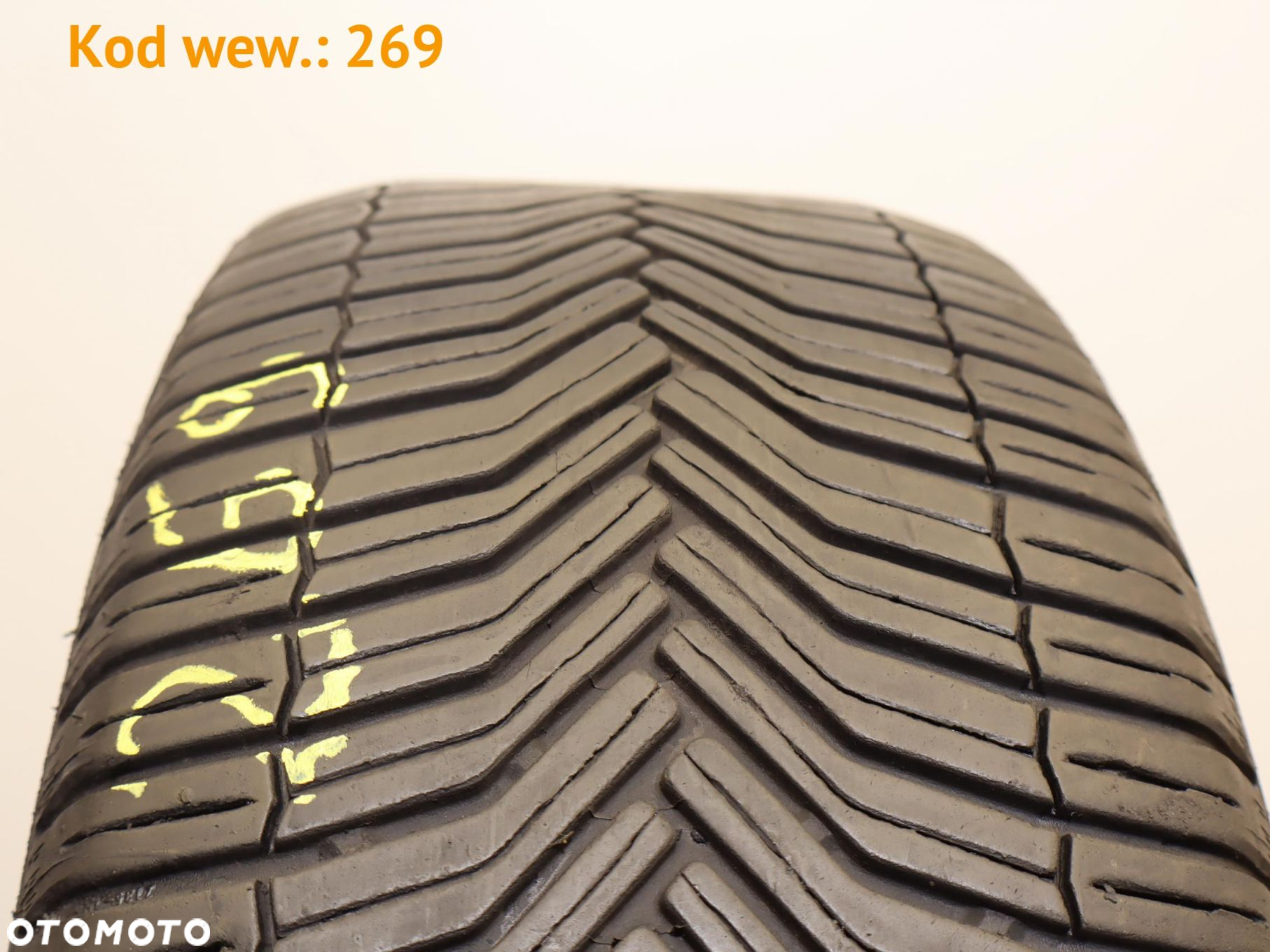 Michelin CrossClimate - 215/55 R17 - 4