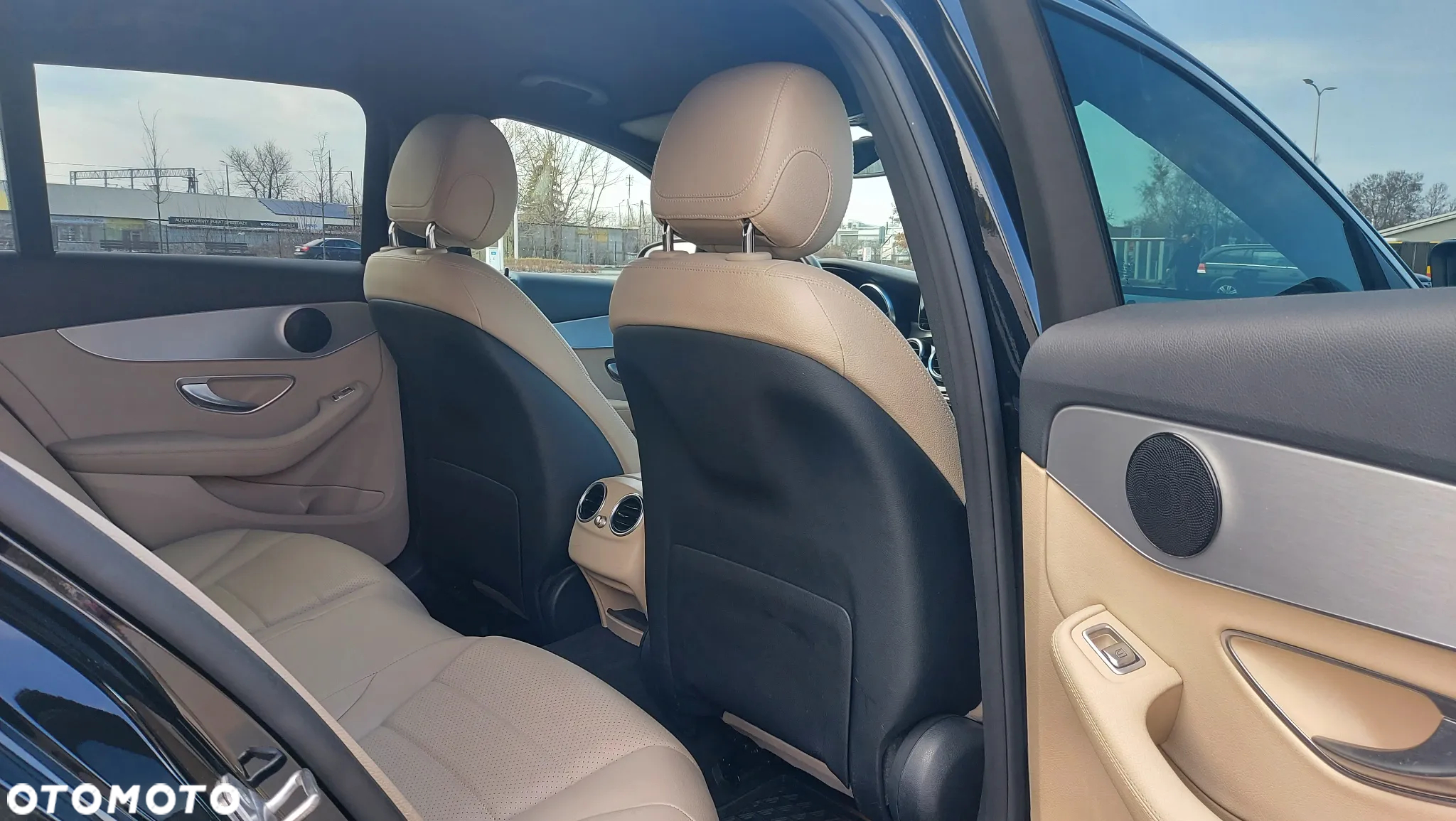 Mercedes-Benz Klasa C 200 4-Matic 9G-TRONIC - 11
