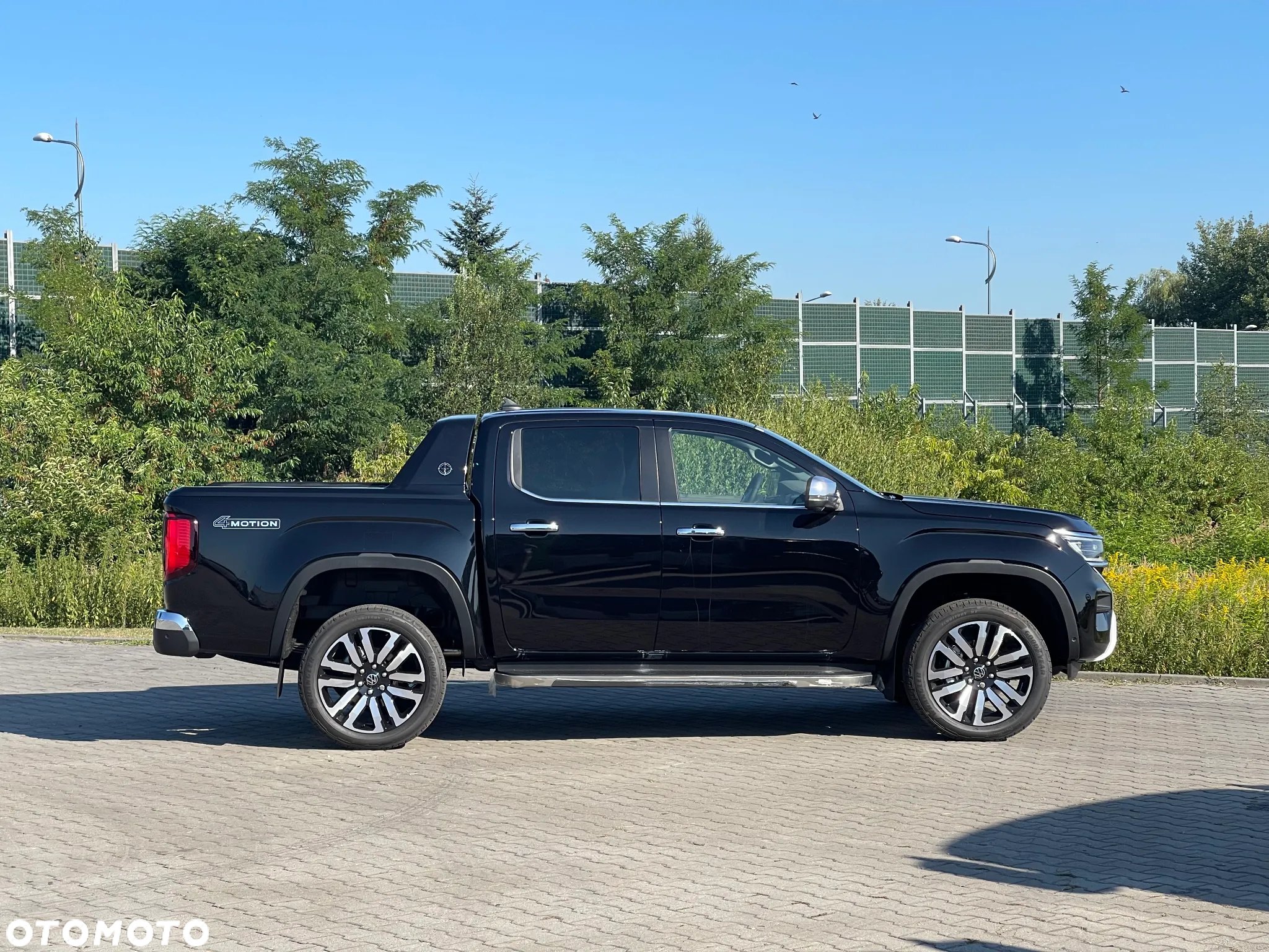 Volkswagen Amarok 3.0 V6 TDI 4Mot Aventura - 4