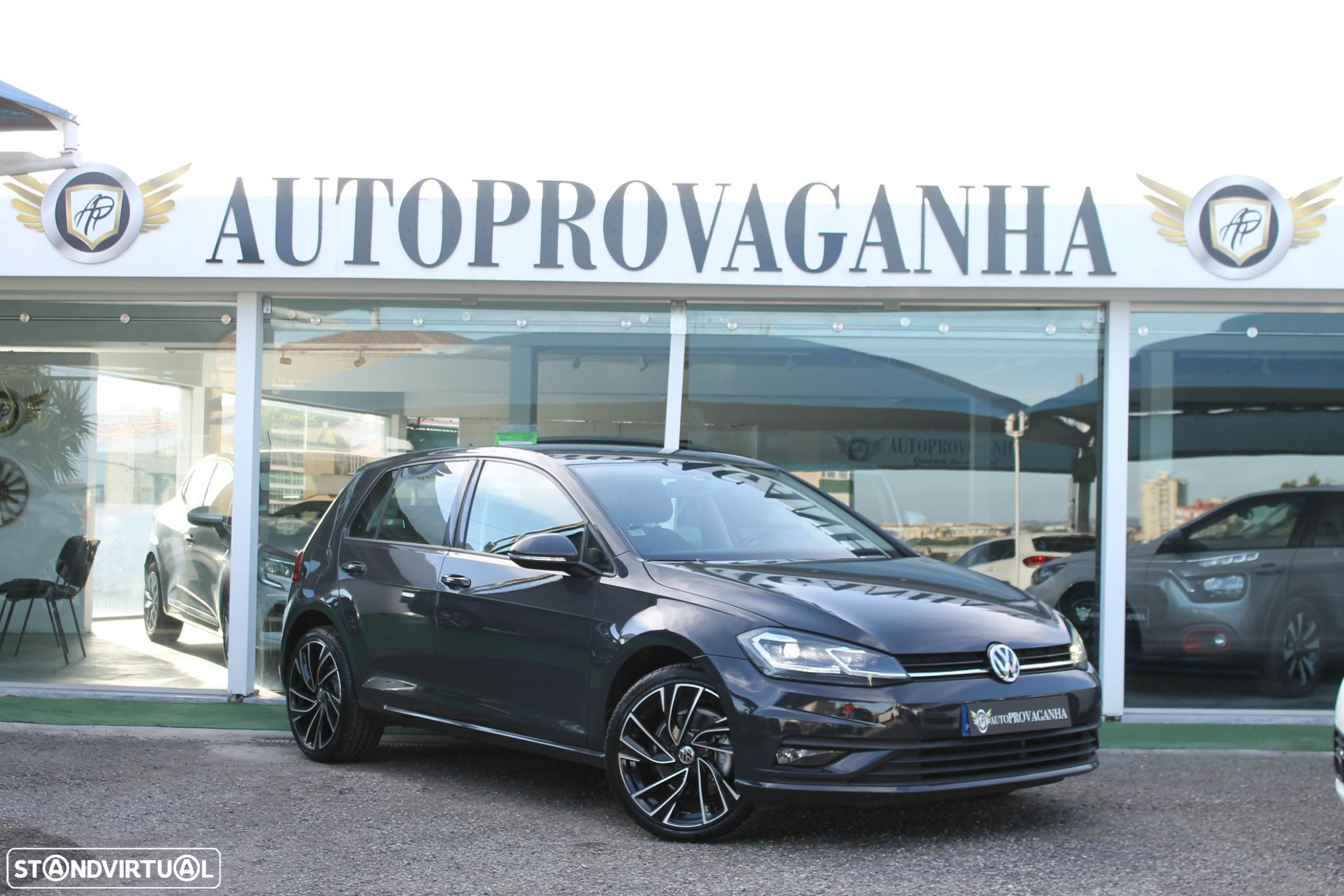 VW Golf - 31