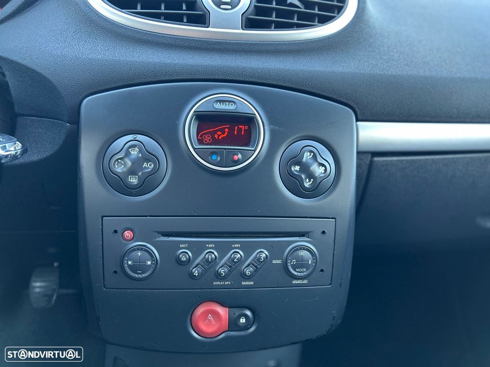 Renault Clio 1.5 dCi Dynamique S - 10