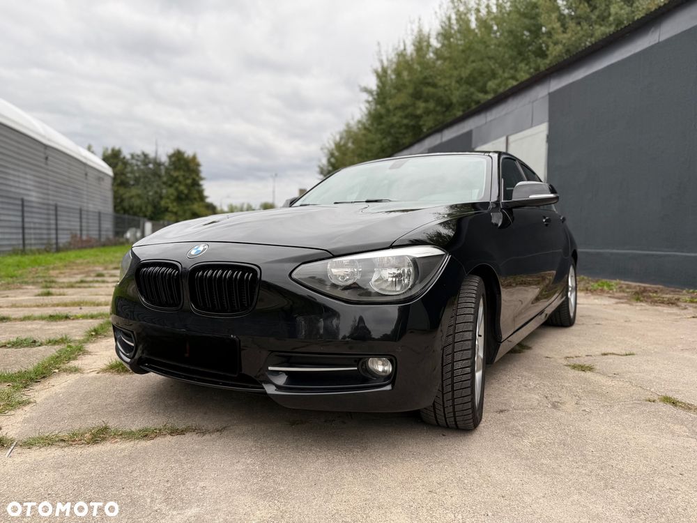 BMW Seria 1 118d Sport Line - 2