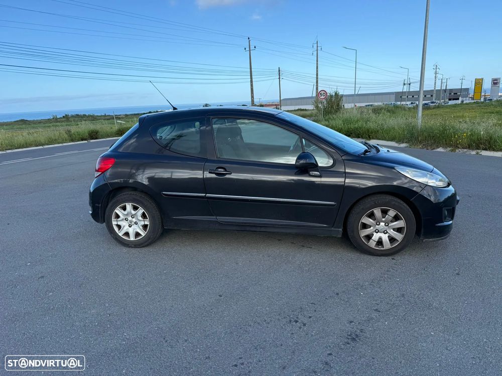 Peugeot 207 1.4 HDi Active - 2