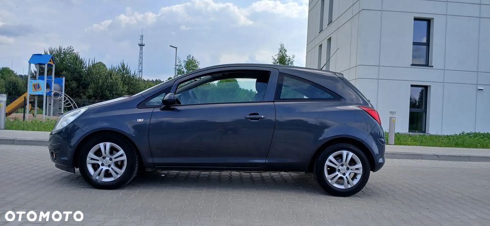 Opel Corsa 1.2 16V Enjoy - 4