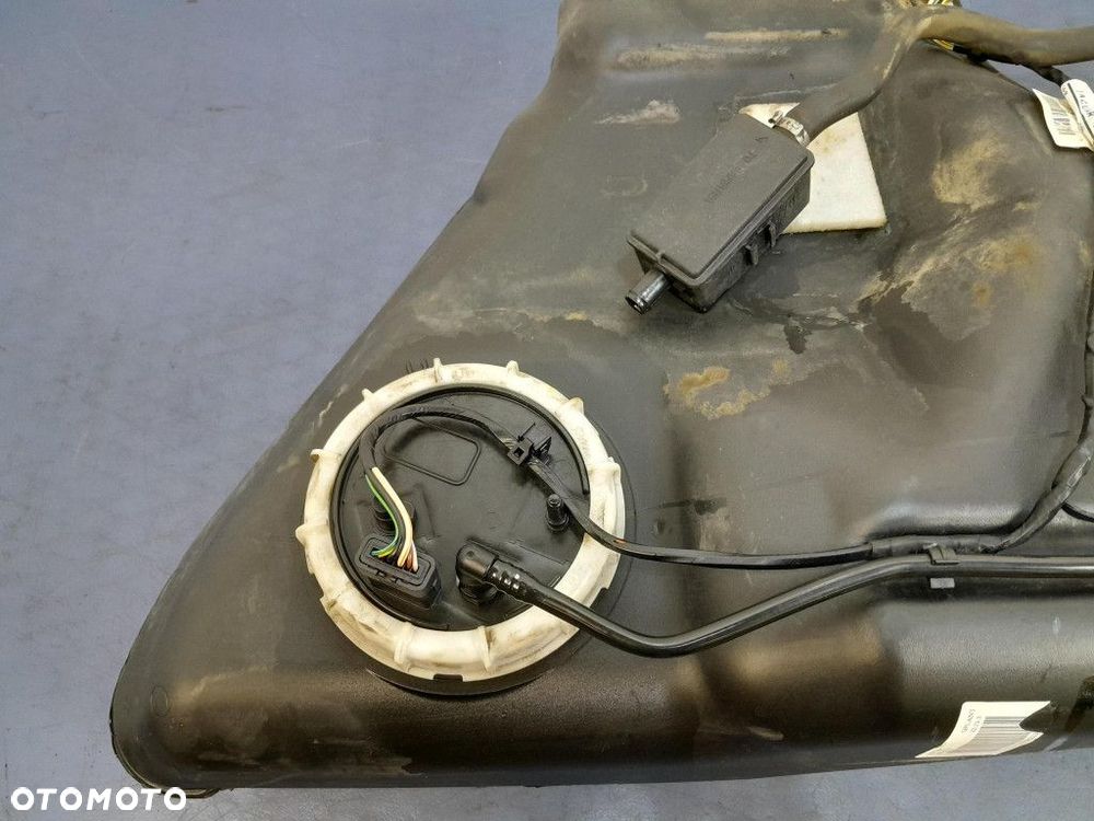 JAGUAR XF X250 2.7 TD ZBIORNIK BAK POMPA PALIWA - 4