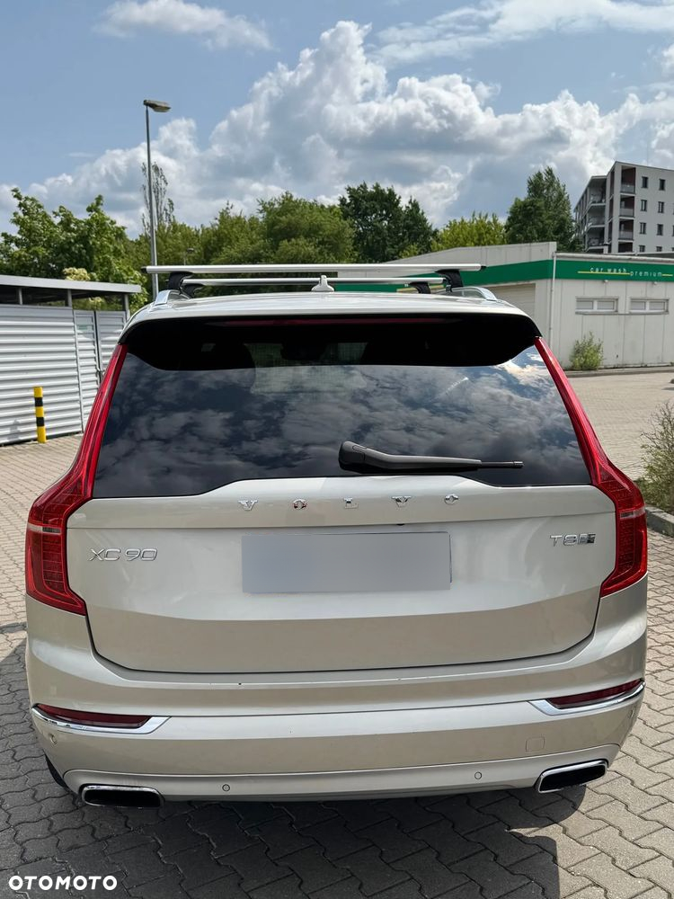 Volvo XC 90 - 2