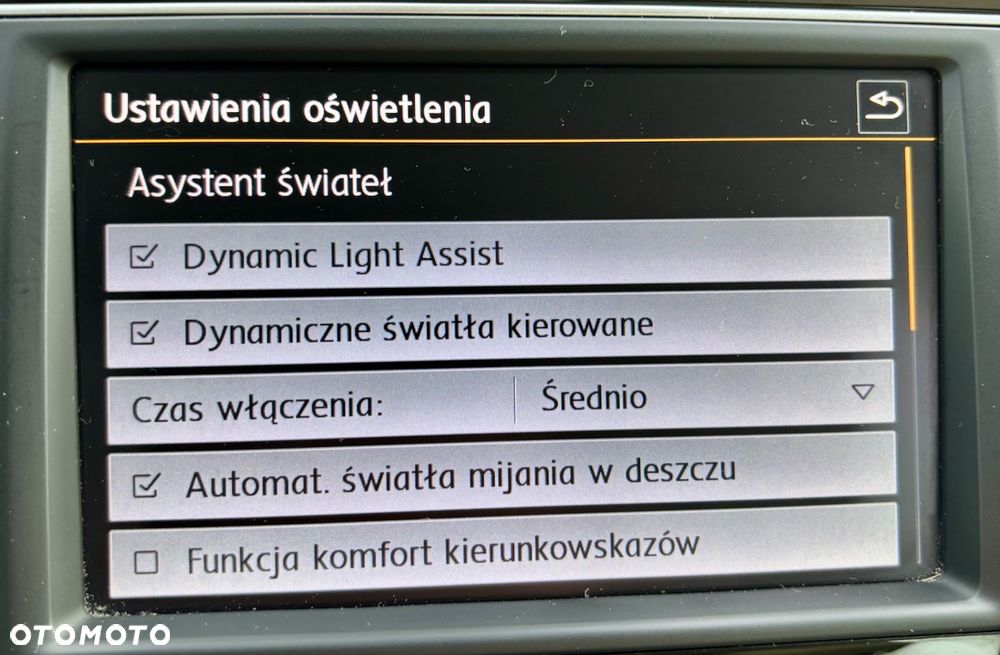 Volkswagen Passat 1.8 TSI BMT Highline DSG - 35