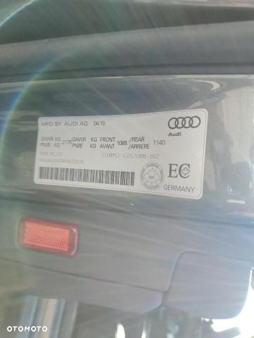 Audi A4 Limousine 2.0 TFSI quattro S tronic design - 12