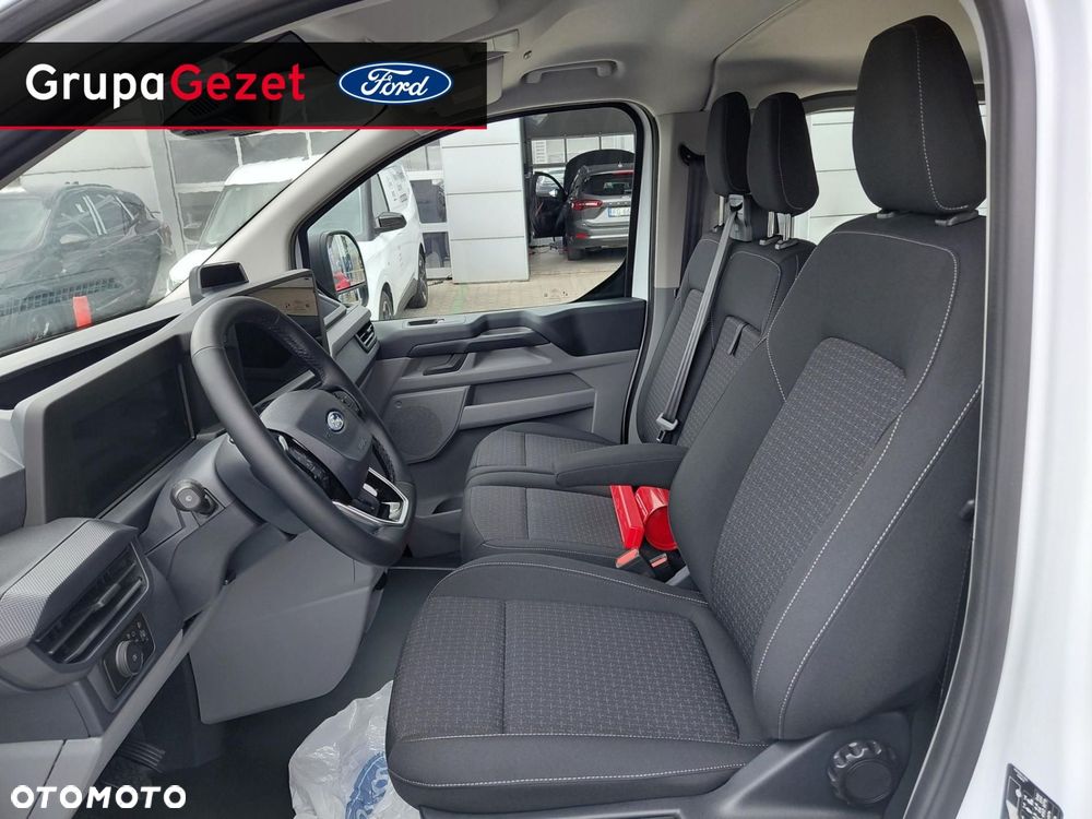 Ford Transit Custom - 11