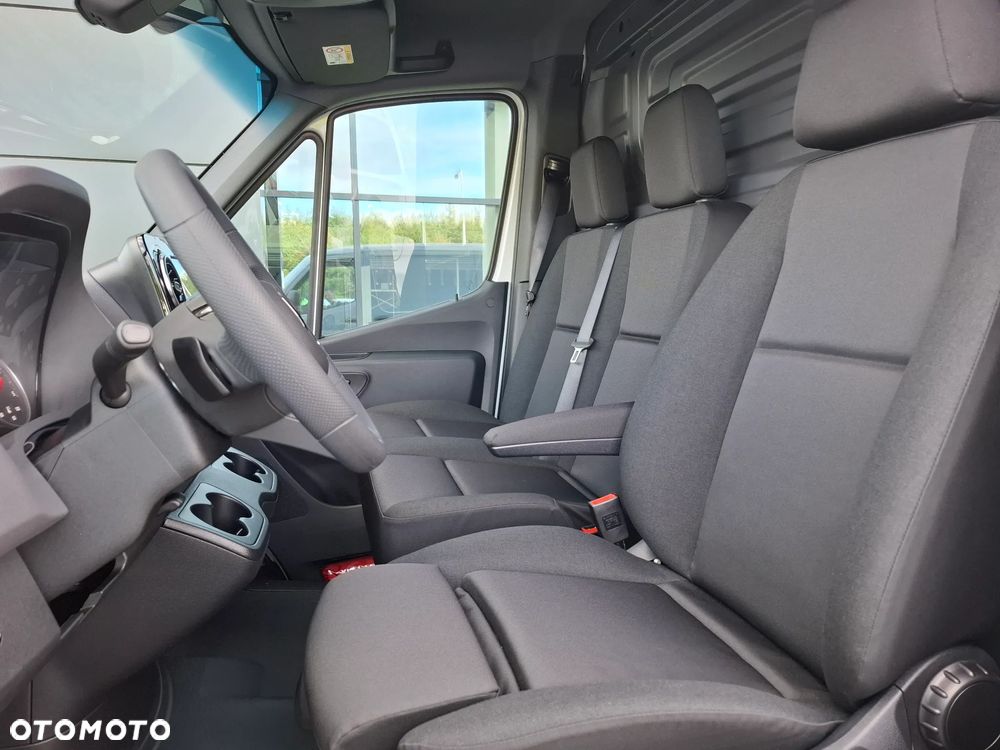 Mercedes-Benz Sprinter 315 CDI Furgon 3665 mm L2H1 - 19