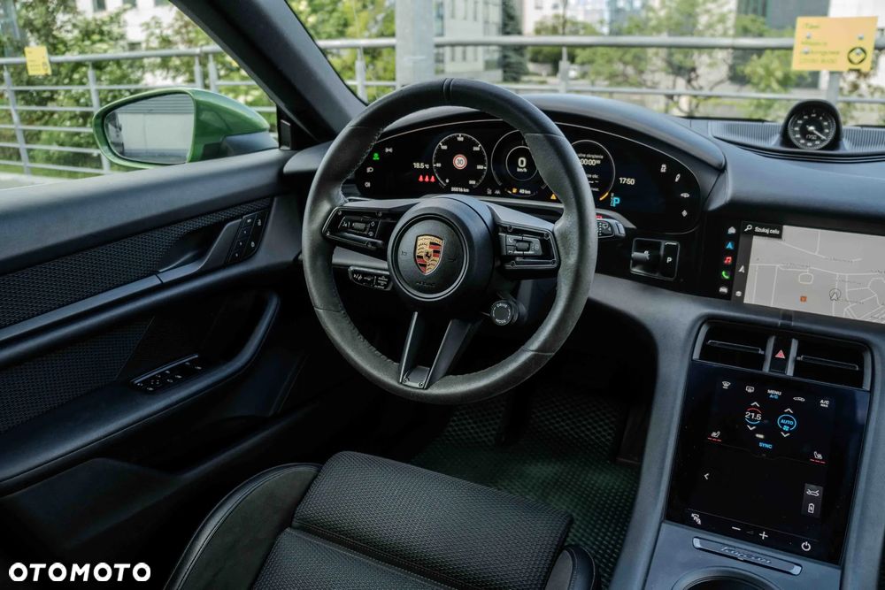 Porsche Taycan - 20