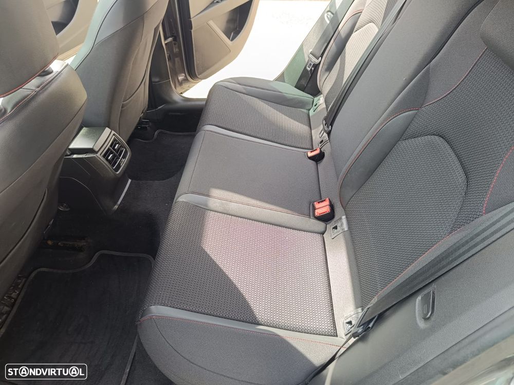 SEAT Leon 2.0 TDI DPF S&S FR - 15