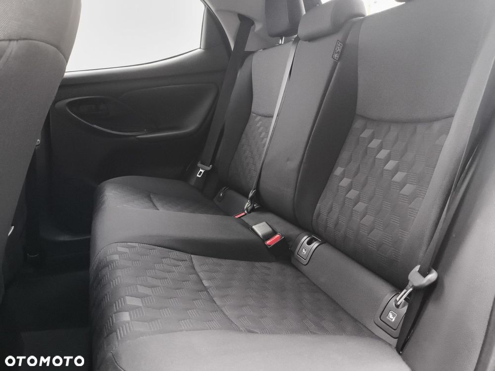 Toyota Yaris Hybrid 1.5 Style - 26