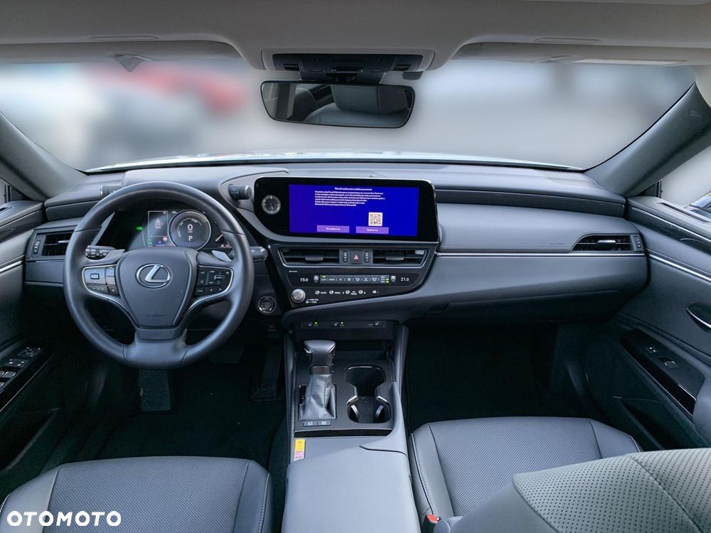 Lexus ES 300h Business Edition - 3