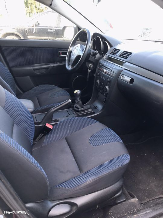 Mazda 3 1.6 CRTD 5P 2005 - Para Peças - 4