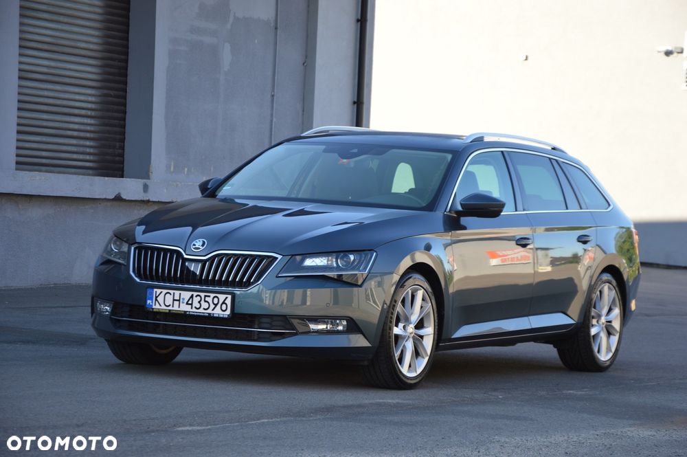 Skoda Superb 2.0 TDI 4x4 DSG Ambition - 2